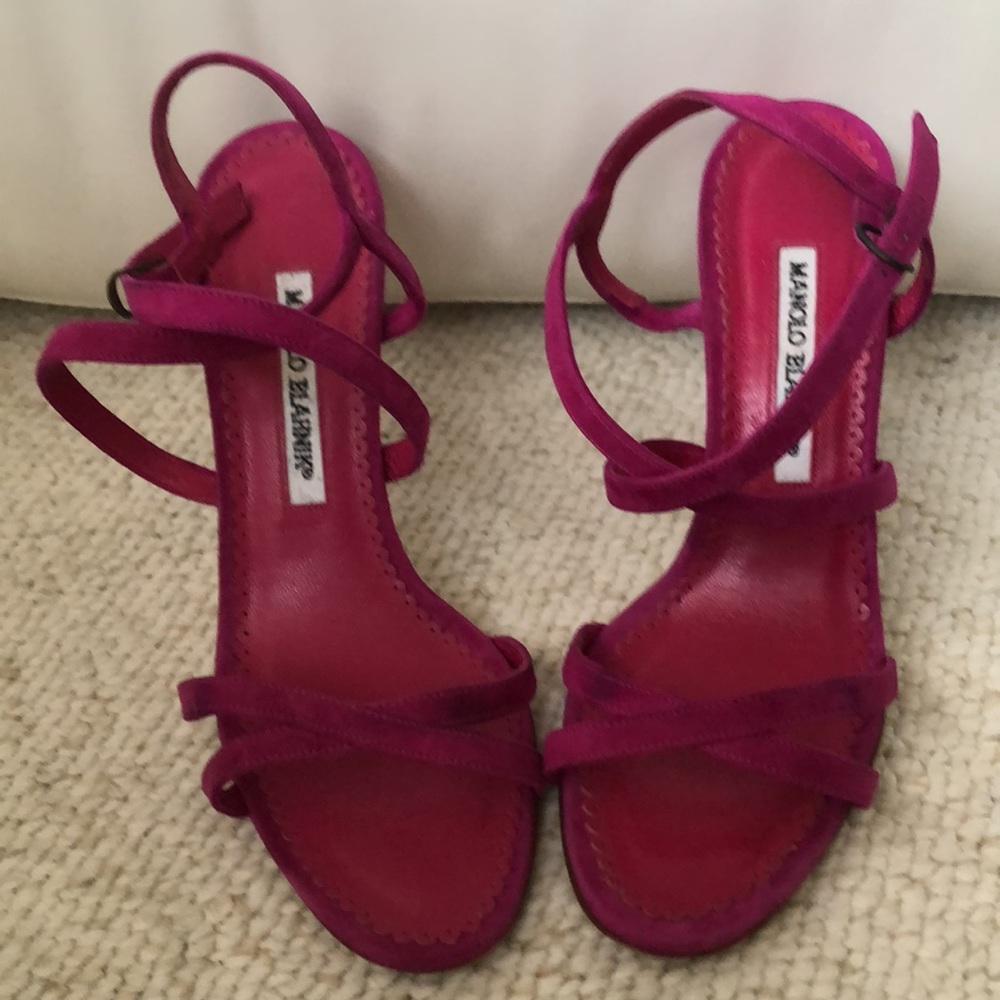 Manolo Blahnik Pink Heels - Picture 2 of 3